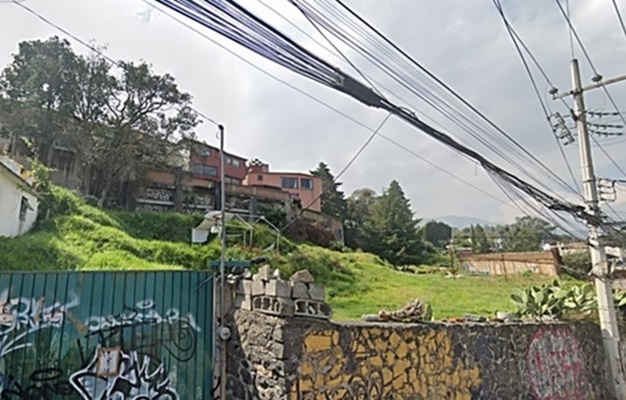 TERRENO EN VENTA CALLE 5 DE MAYO COL. SAN NICOLAS TOTOLAPAN.